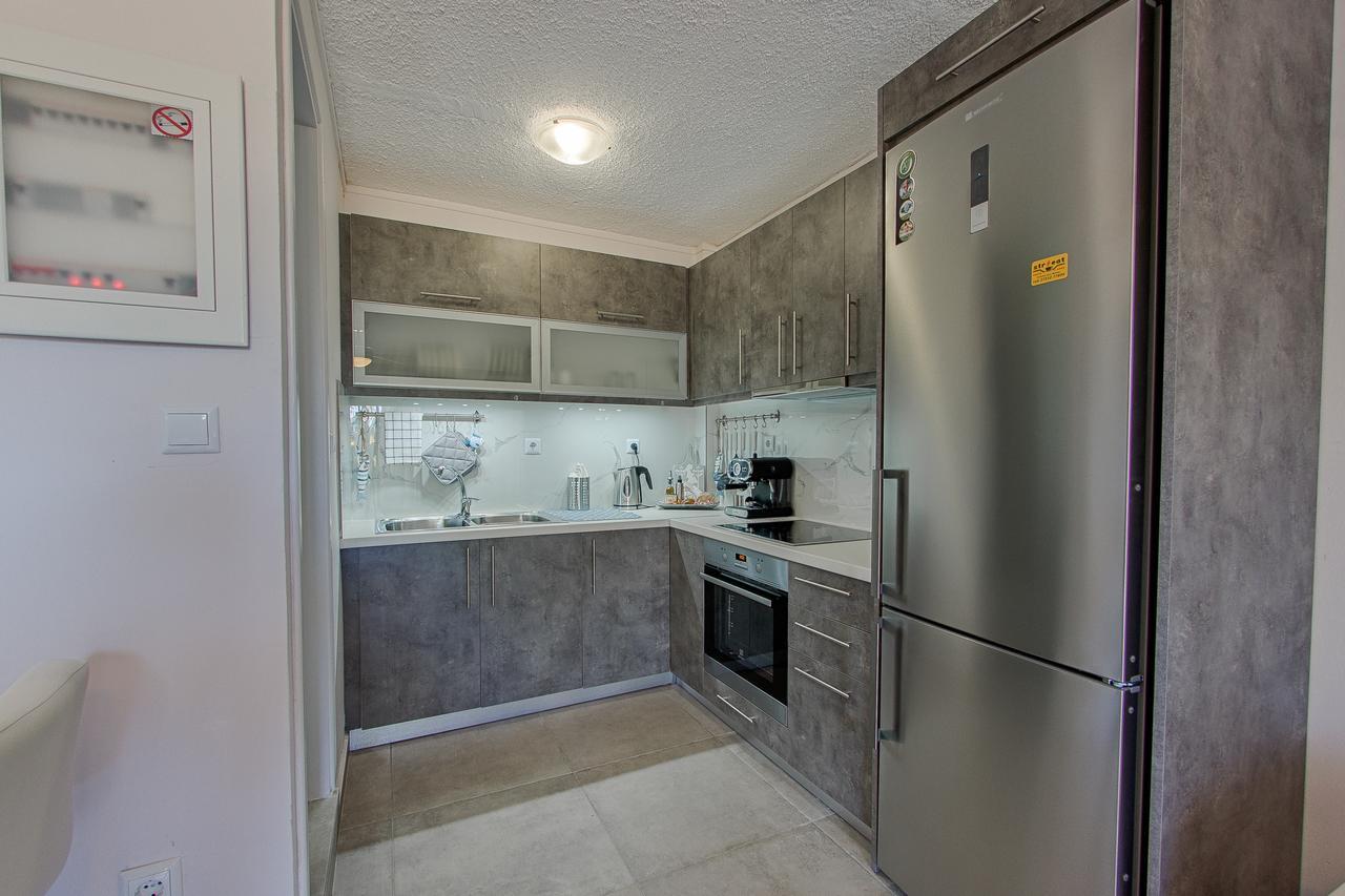 Irida Holiday Apartments 스투파 외부 사진