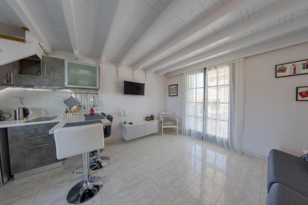 Irida Holiday Apartments 스투파 외부 사진